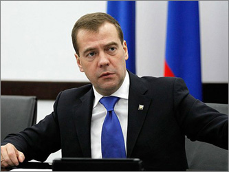 Медведев не видит смысла фиксировать размер стипендии студентам